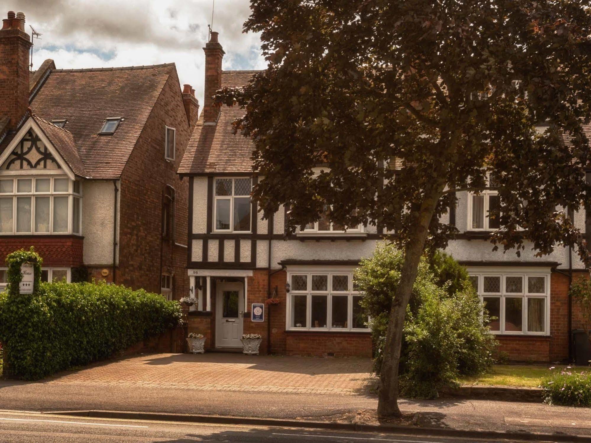 Austin Guest House Warwick  Bagian luar foto